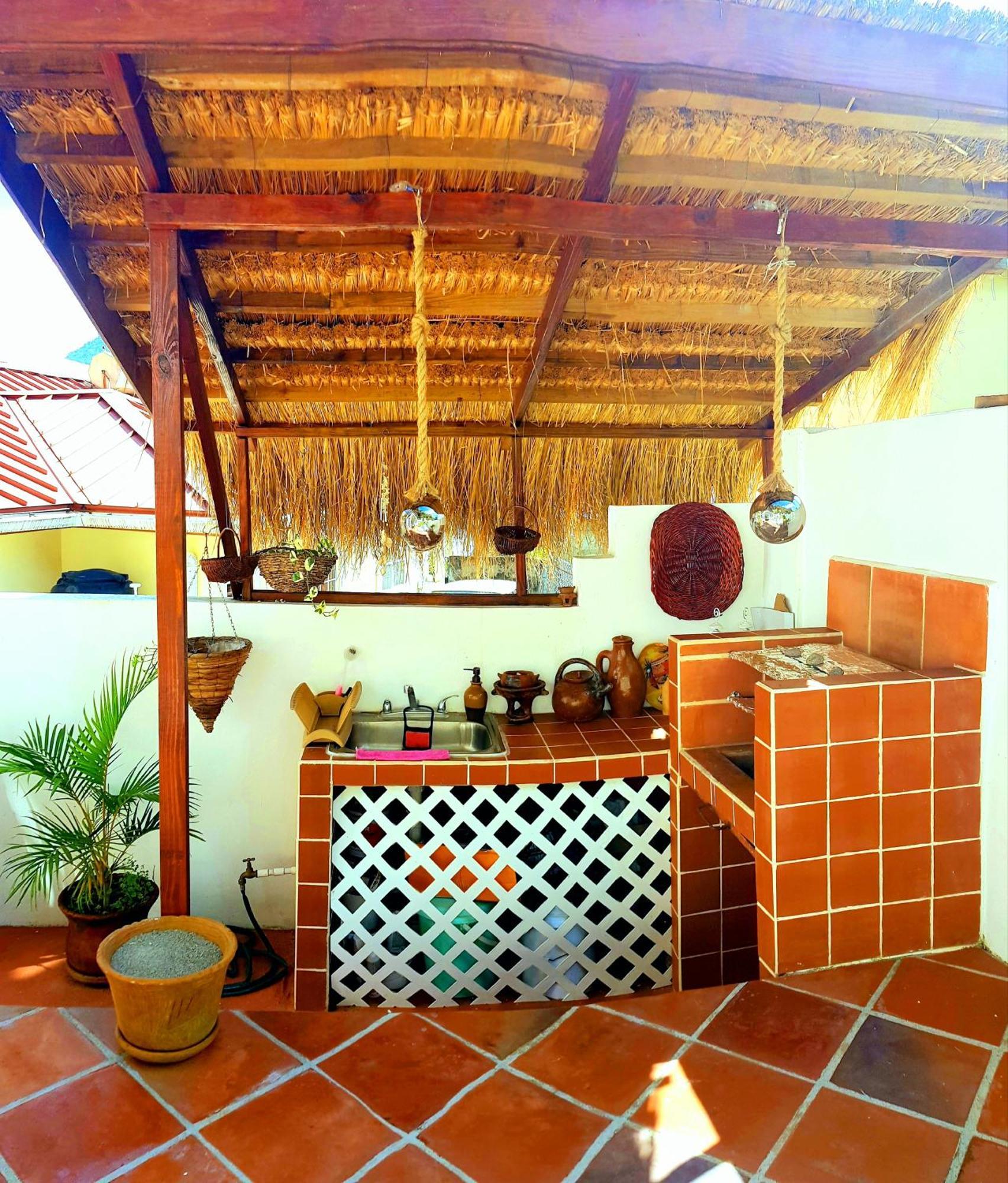 The Suite Spot Apartment - Private Paradise Stay Soufrière エクステリア 写真