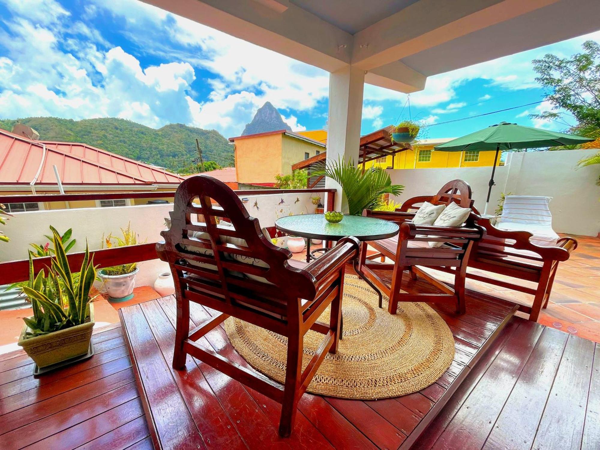 The Suite Spot Apartment - Private Paradise Stay Soufrière エクステリア 写真